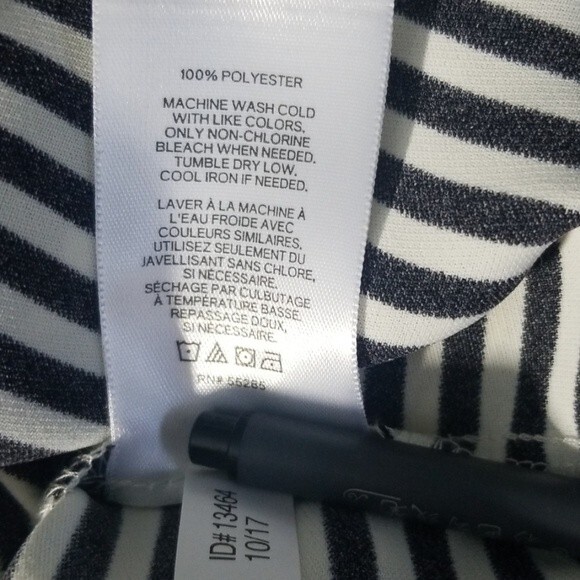 Express black and white striped top size XS - Picture 7 of 7